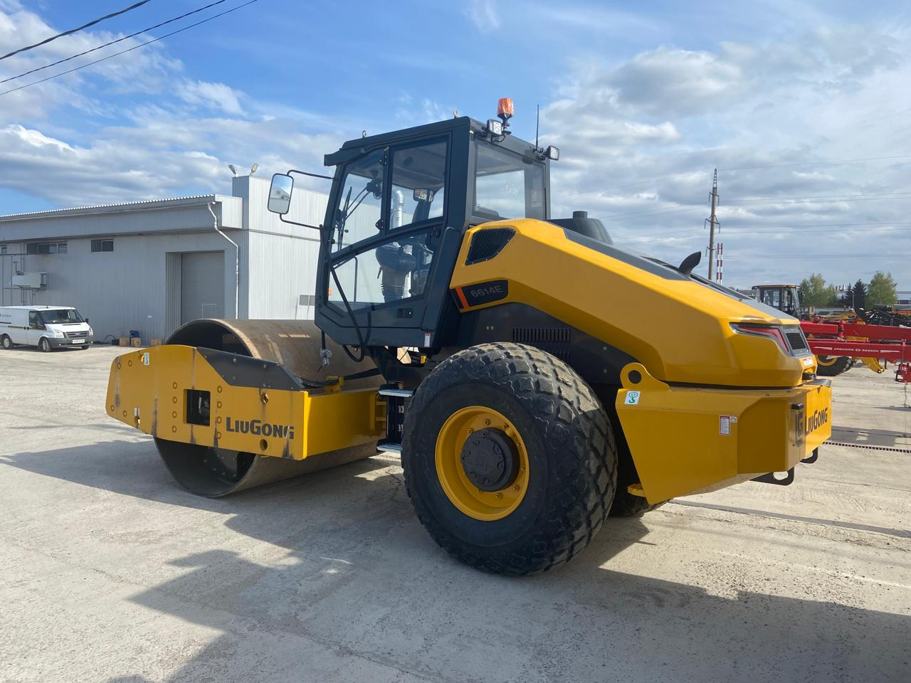 LiuGong CLG6612E - Компактор: фото 1 LiuGong CLG6612E - Компактор: фото 1