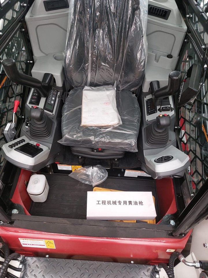 Lonking CDM311T - Гусеничный мини-погрузчик: фото 5 Lonking CDM311T - Гусеничный мини-погрузчик: фото 5