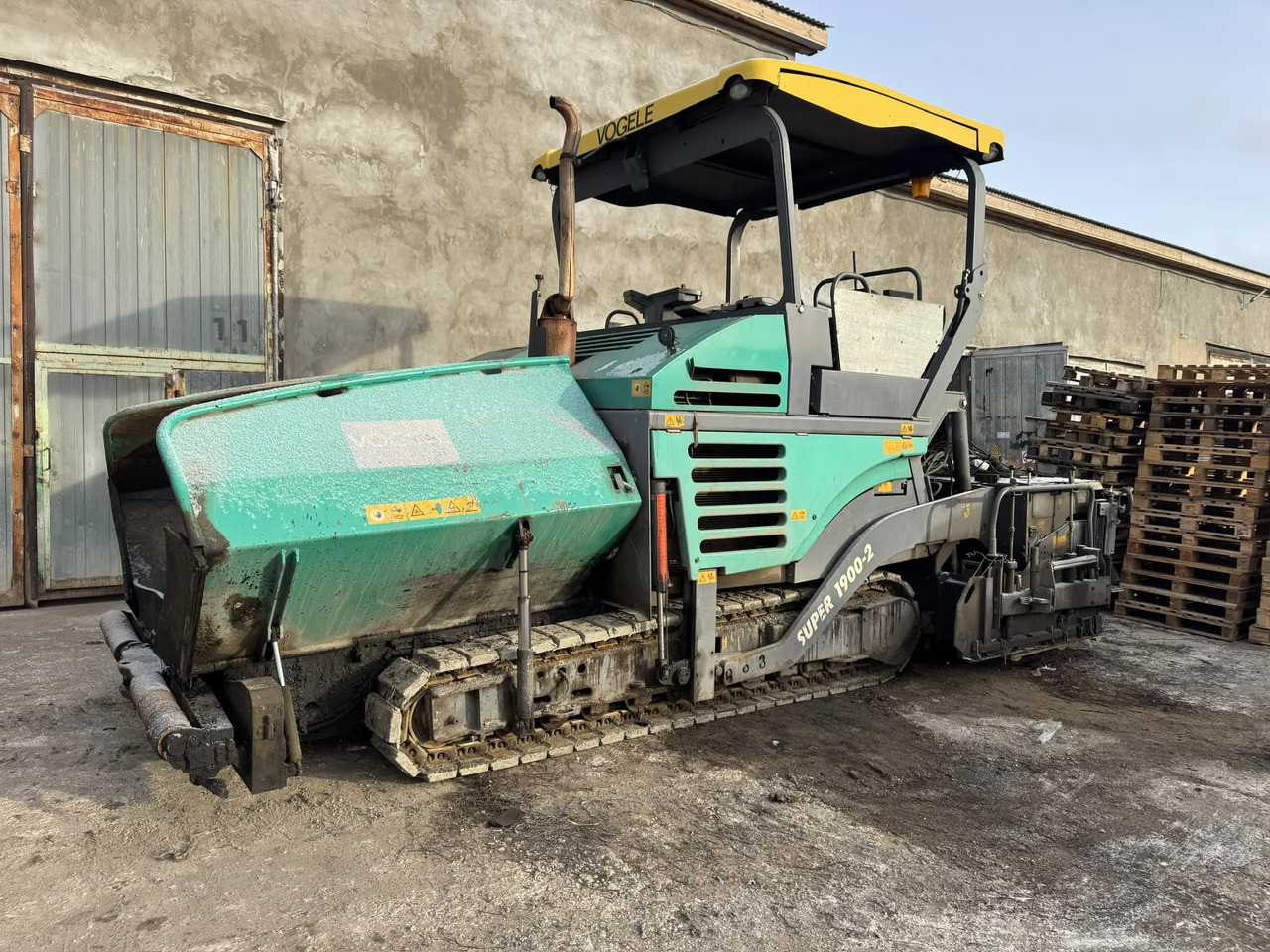 VÖGELE 1900-2 - Асфальтоукладчик: фото 1 VÖGELE 1900-2 - Асфальтоукладчик: фото 1