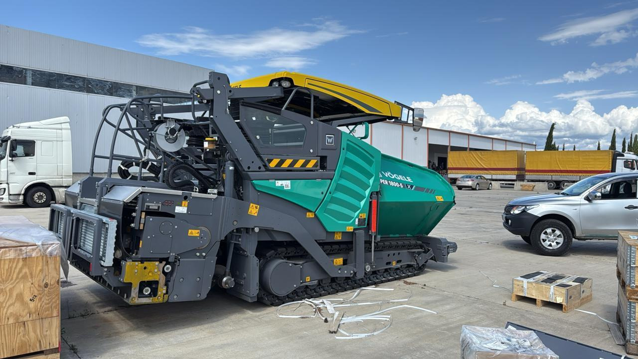 Vogele SUPER 1800-5 - Асфальтоукладчик: фото 1 Vogele SUPER 1800-5 - Асфальтоукладчик: фото 1