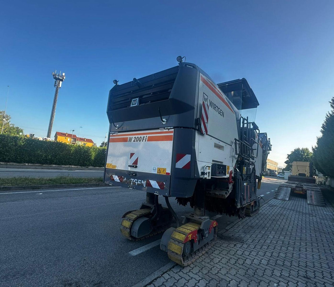 Wirtgen W 200Fi - Дорожная фреза: фото 2 Wirtgen W 200Fi - Дорожная фреза: фото 2