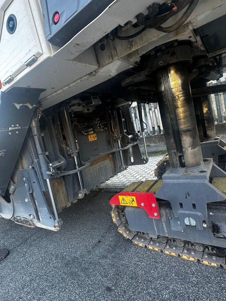 Дорожная фреза Wirtgen W 200Fi: фото 6