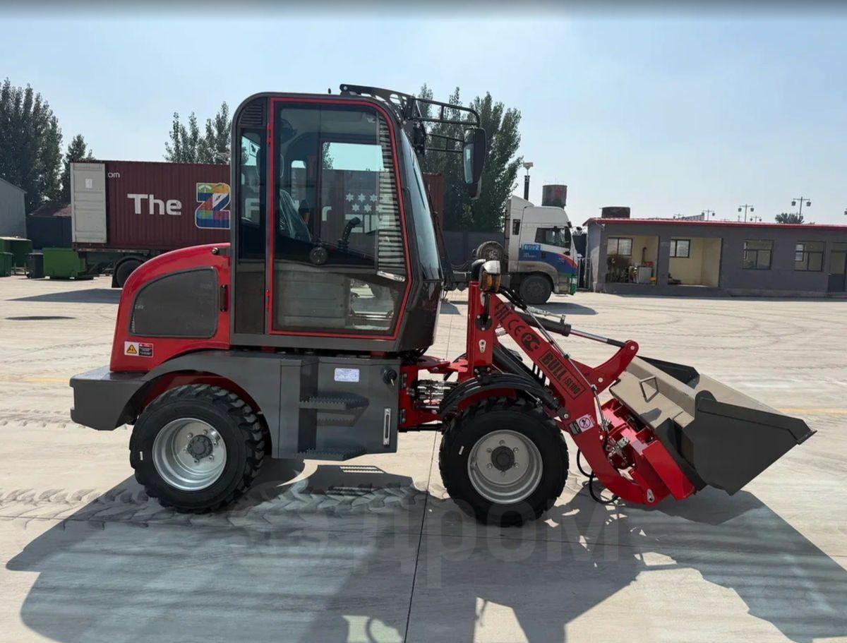 Bull SL100 - Колёсный погрузчик: фото 1 Bull SL100 - Колёсный погрузчик: фото 1