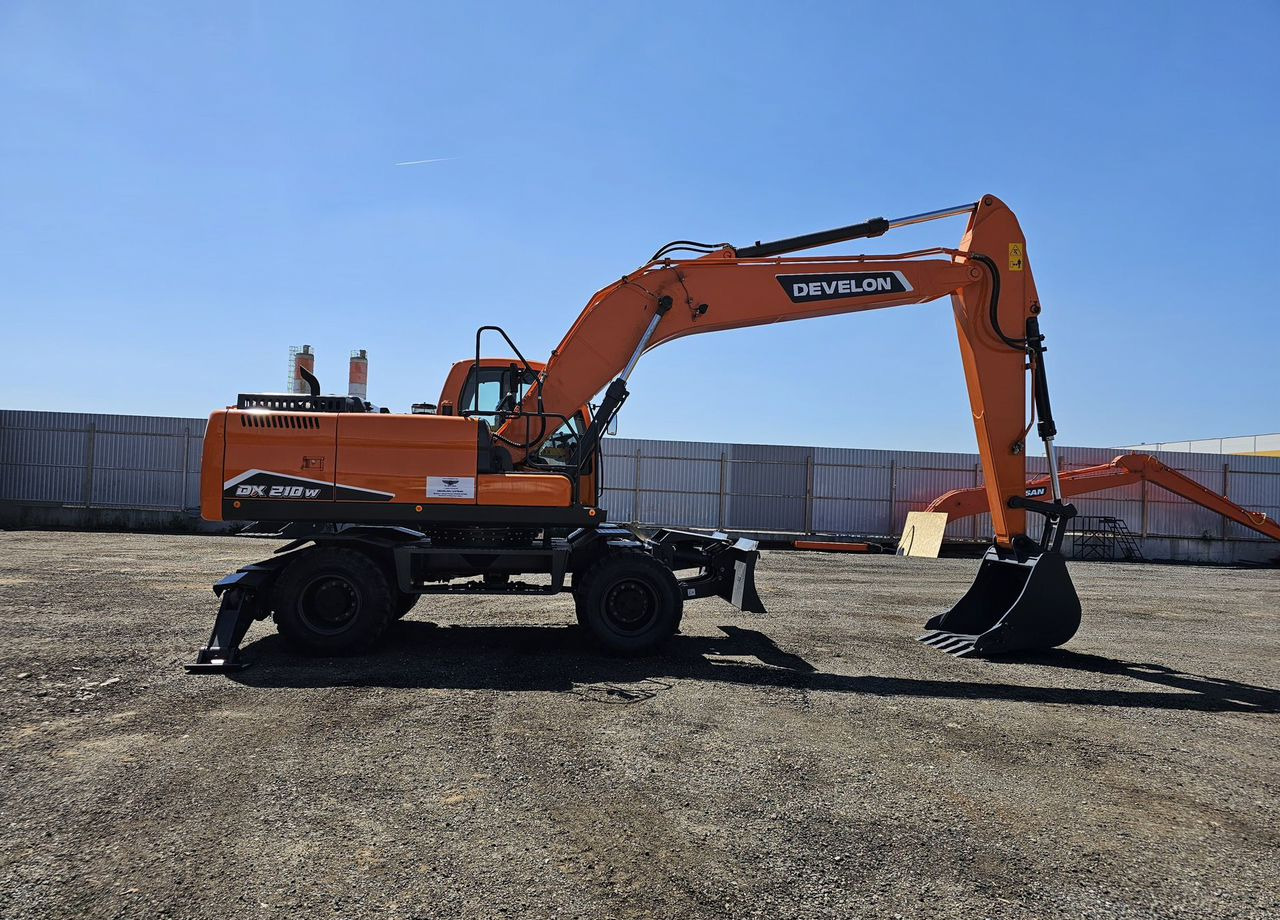 DOOSAN DX210WA - Колёсный экскаватор: фото 3 DOOSAN DX210WA - Колёсный экскаватор: фото 3