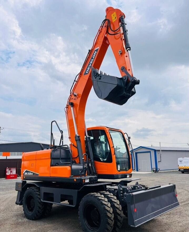 Develon DX150W-7B - Колёсный экскаватор: фото 2 Develon DX150W-7B - Колёсный экскаватор: фото 2