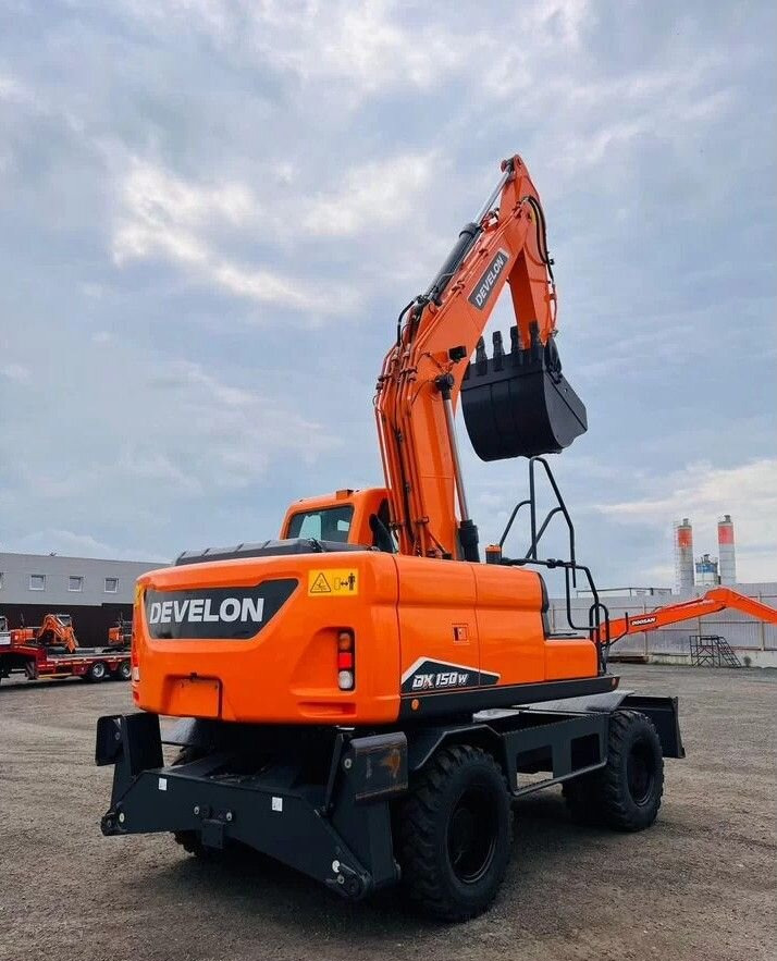 Develon DX150W-7B - Колёсный экскаватор: фото 5 Develon DX150W-7B - Колёсный экскаватор: фото 5