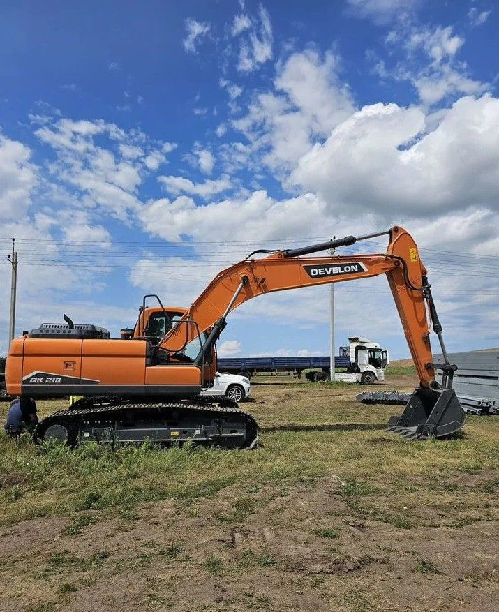 Новый Гусеничный экскаватор Develon DX210-7M: фото 6