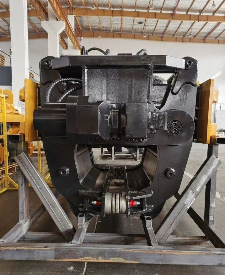 Вибропогружатель anteng AT65В - Навесное оборудование для Строительной техники: фото 5 Вибропогружатель anteng AT65В - Навесное оборудование для Строительной техники: фото 5