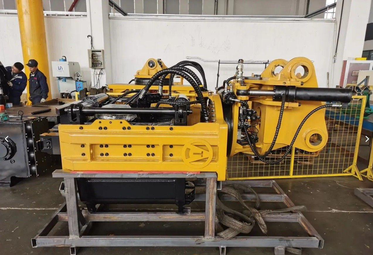 Вибропогружатель anteng AT65В - Навесное оборудование для Строительной техники: фото 1 Вибропогружатель anteng AT65В - Навесное оборудование для Строительной техники: фото 1