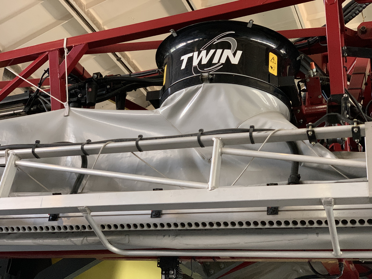 HARDI Alpha evo III 4200 HAZ TWIN FORCE - Самоходный опрыскиватель: фото 5 HARDI Alpha evo III 4200 HAZ TWIN FORCE - Самоходный опрыскиватель: фото 5