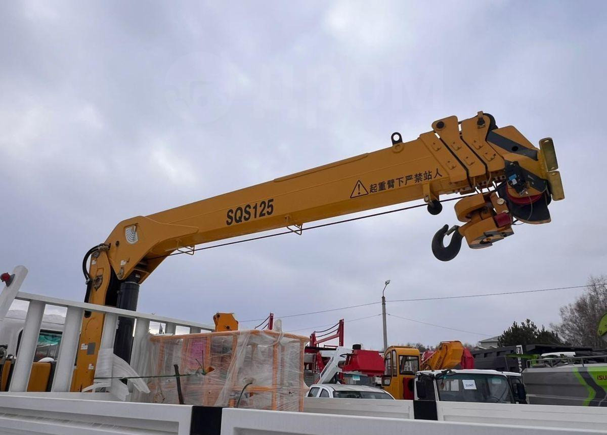 Новый Грузовик бортовой/ Платформа, Автоманипулятор Isuzu 100P: фото 12