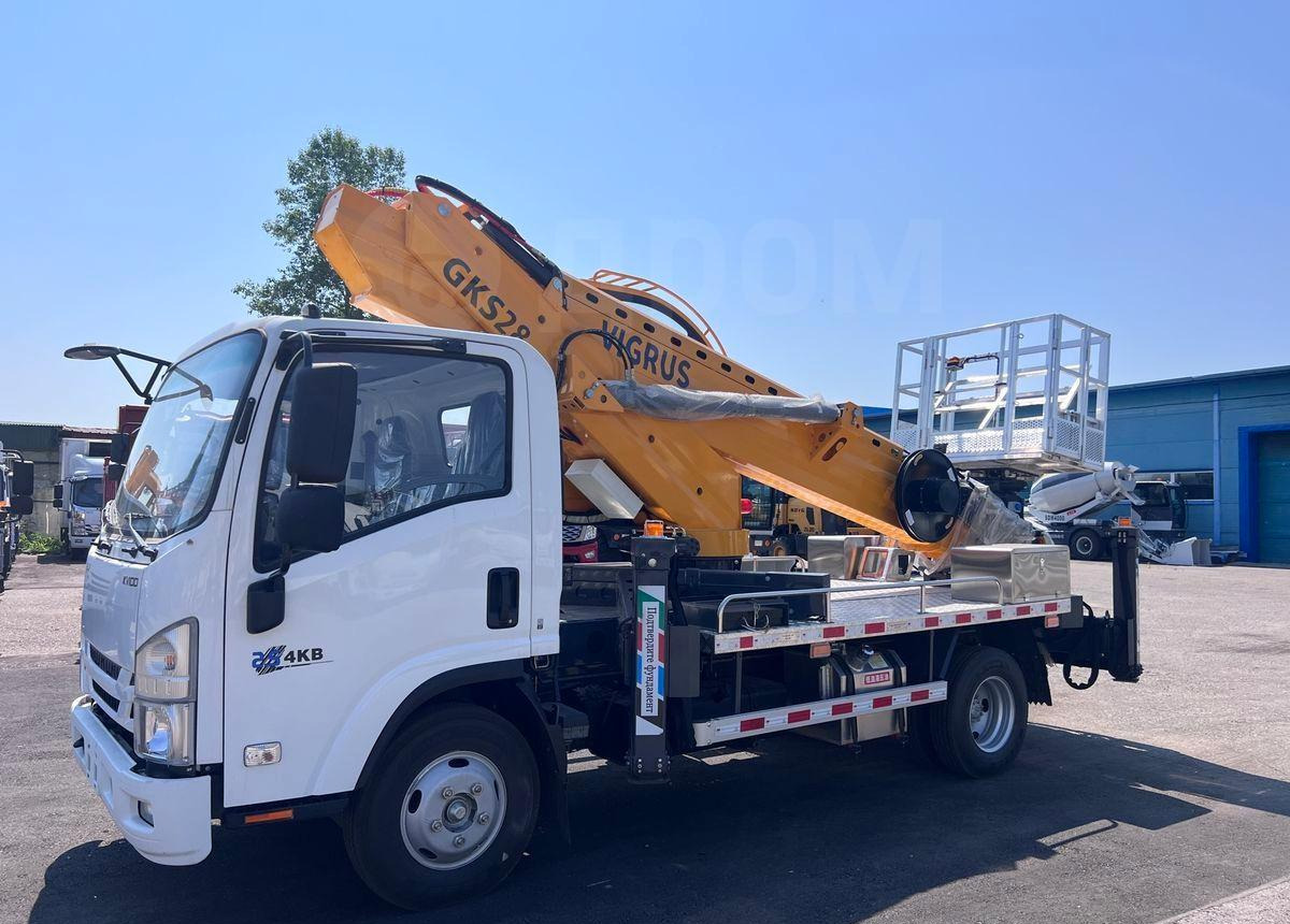 Isuzu 100P - Грузовик с подъемником: фото 1 Isuzu 100P - Грузовик с подъемником: фото 1