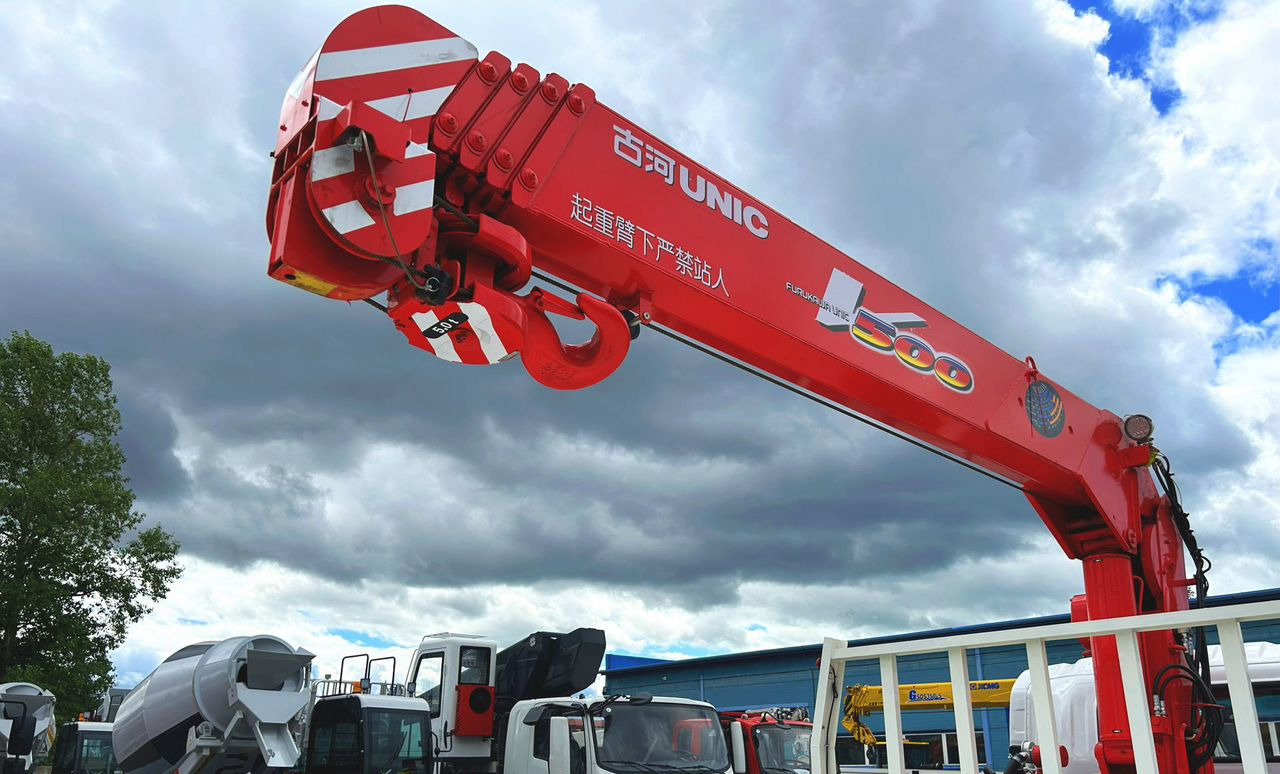 Новый Грузовик бортовой/ Платформа, Автоманипулятор Isuzu Elf (N-series): фото 7