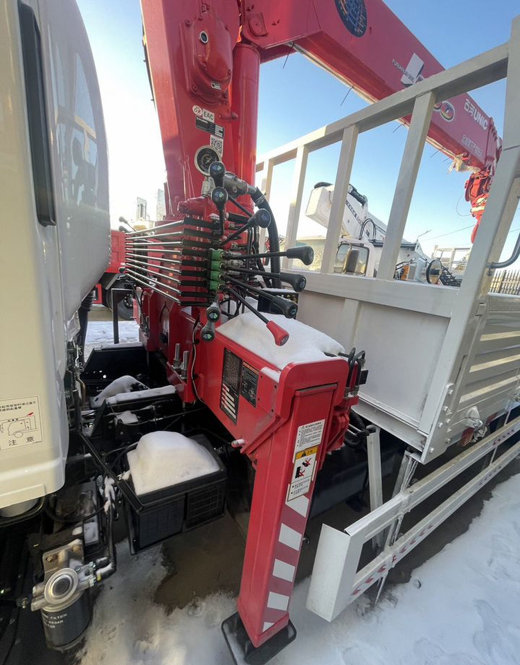 Новый Грузовик бортовой/ Платформа, Автоманипулятор Isuzu Elf: фото 6