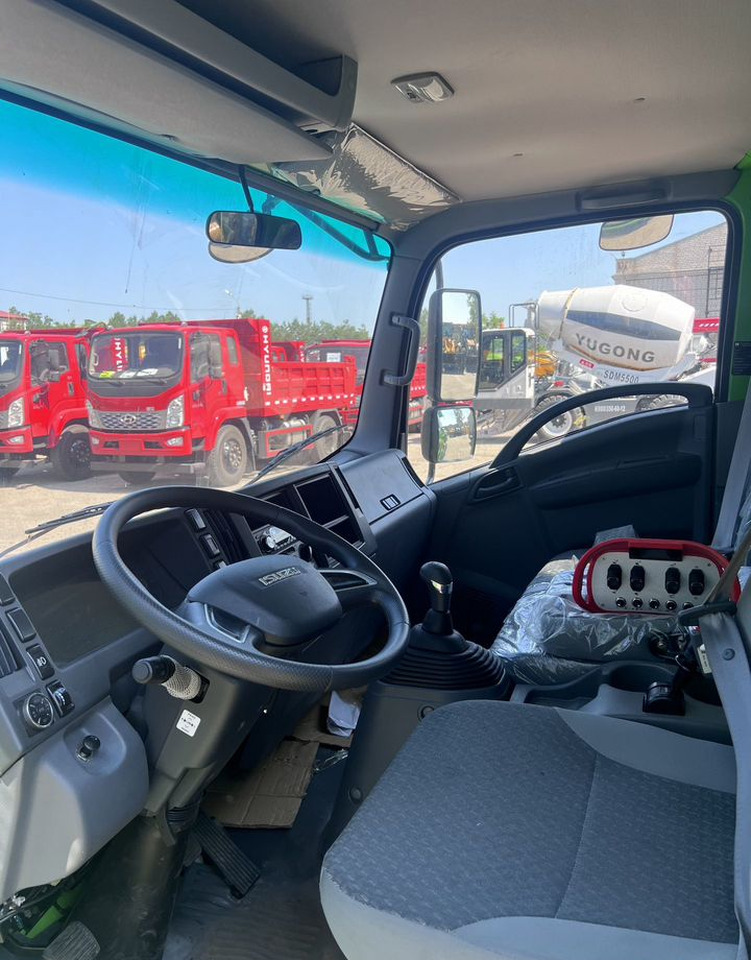 Новый Грузовик с подъемником Isuzu Elf: фото 11