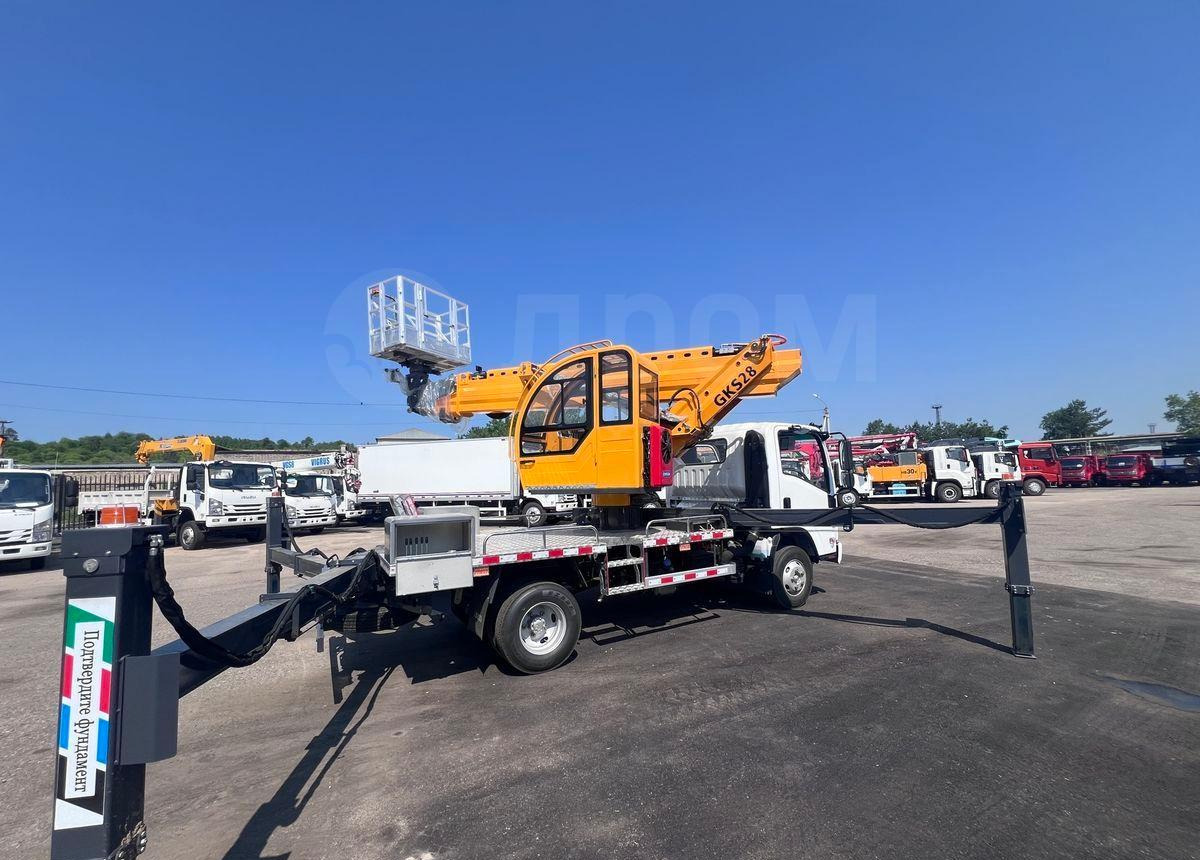 Новый Грузовик с подъемником Isuzu Elf: фото 9