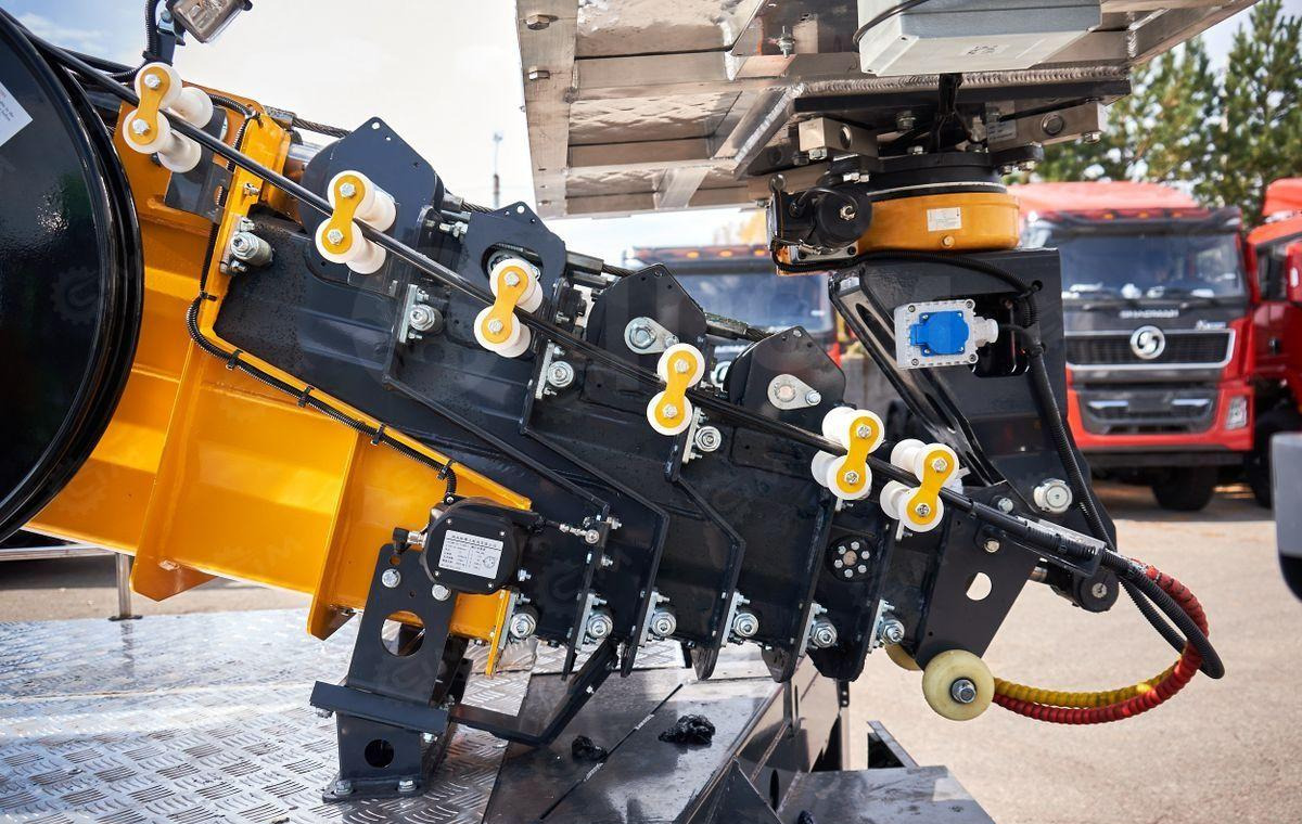 Новый Грузовик с подъемником Isuzu Elf: фото 16