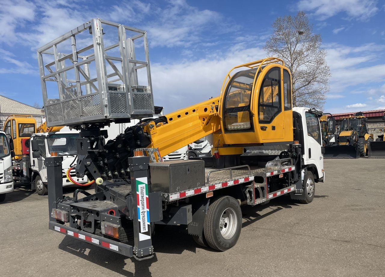 Новый Грузовик с подъемником Isuzu Elf: фото 9