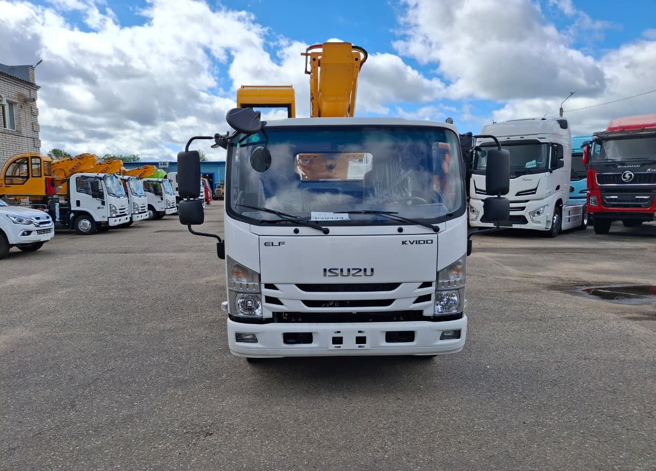 Isuzu Elf - Грузовик с подъемником: фото 5 Isuzu Elf - Грузовик с подъемником: фото 5