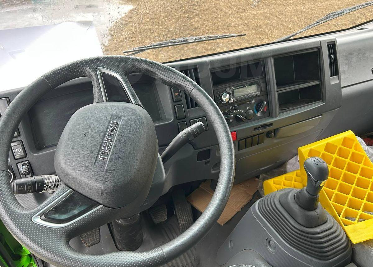 Новый Грузовик с подъемником Isuzu Elf: фото 15