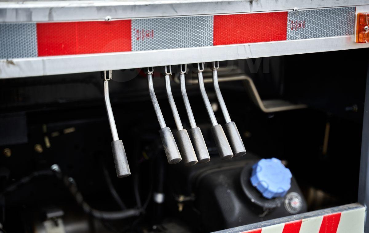 Новый Мобильный кран Isuzu Elf: фото 31