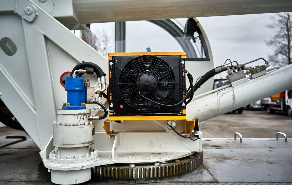 Новый Мобильный кран Isuzu Elf: фото 32