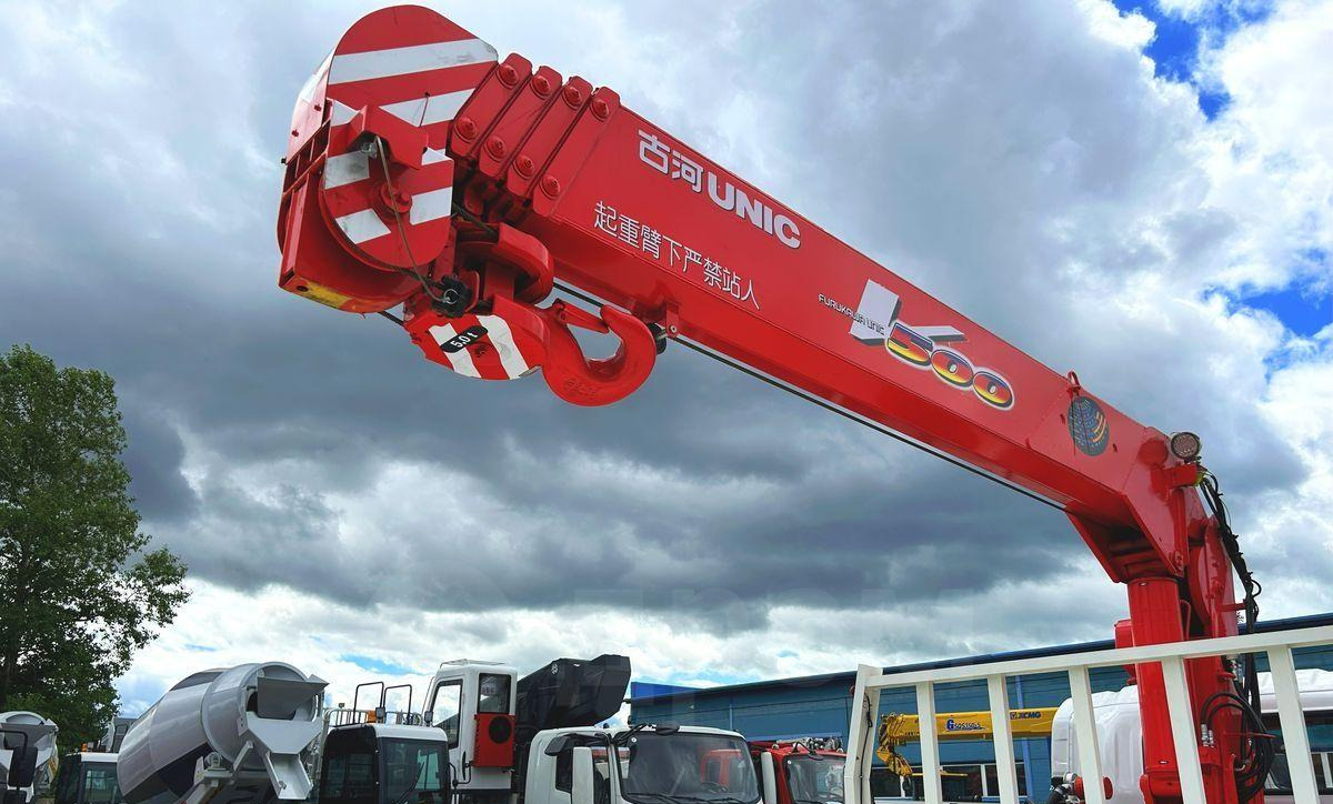 Новый Грузовик бортовой/ Платформа, Автоманипулятор Isuzu Elf: фото 8