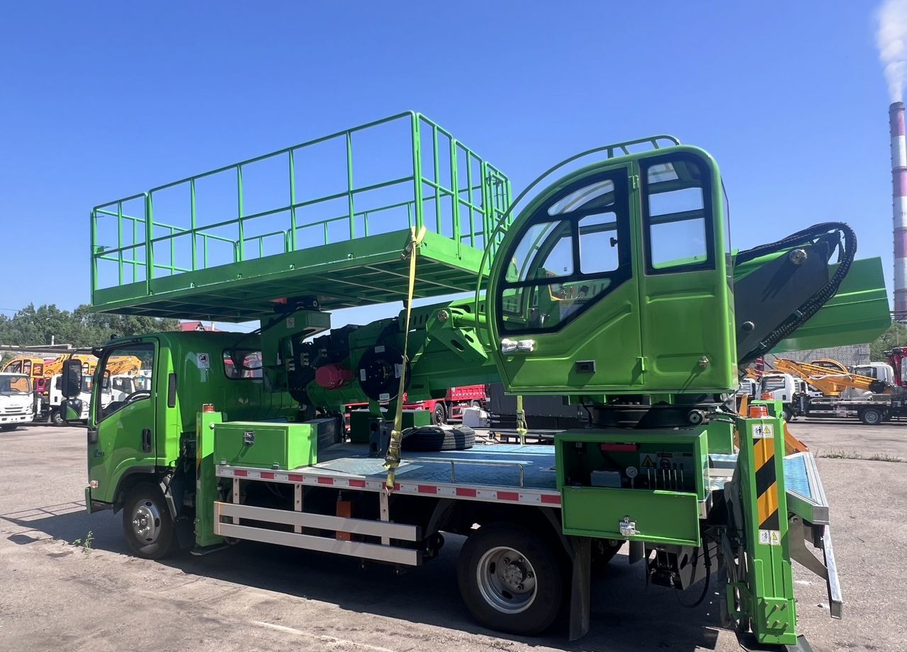 Isuzu Elf - Автовышка: фото 3 Isuzu Elf - Автовышка: фото 3