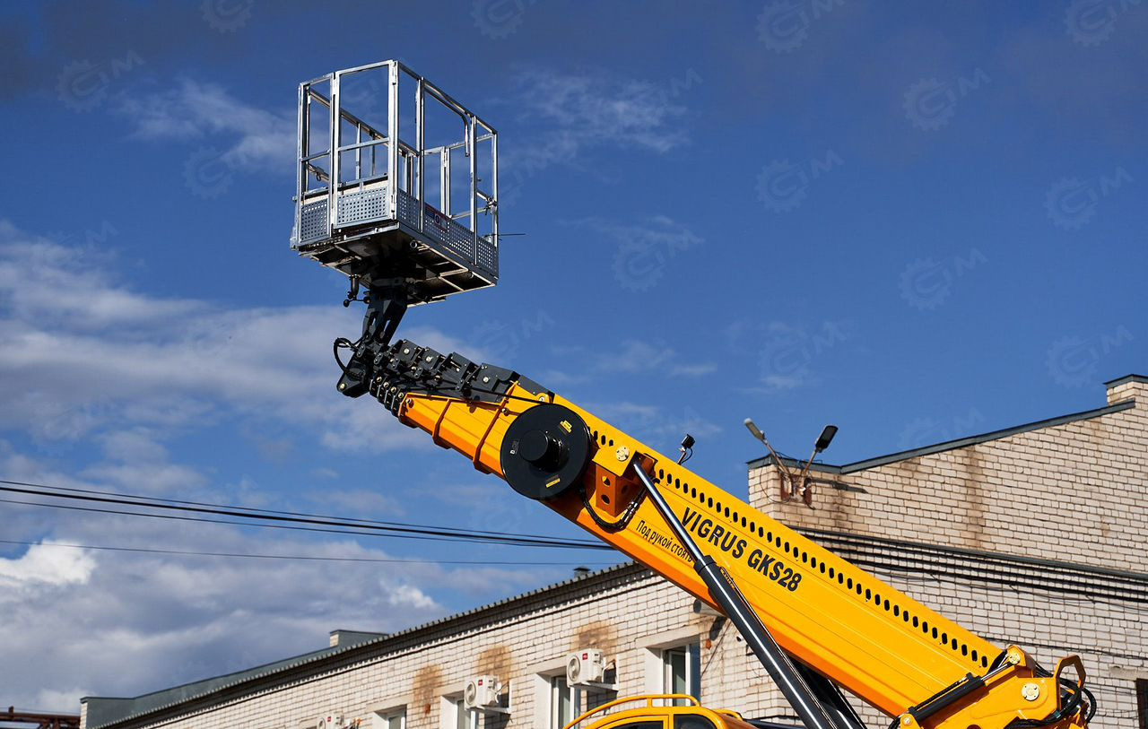 Isuzu Elf - Автовышка: фото 3 Isuzu Elf - Автовышка: фото 3