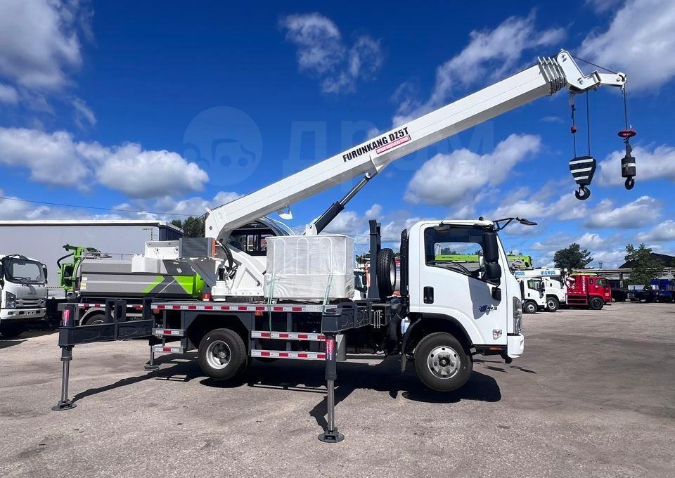 Isuzu Elf - Мобильный кран: фото 2 Isuzu Elf - Мобильный кран: фото 2