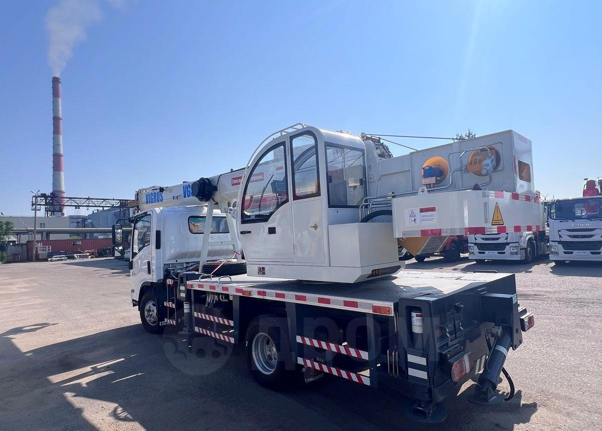 Isuzu Elf - Мобильный кран: фото 3 Isuzu Elf - Мобильный кран: фото 3