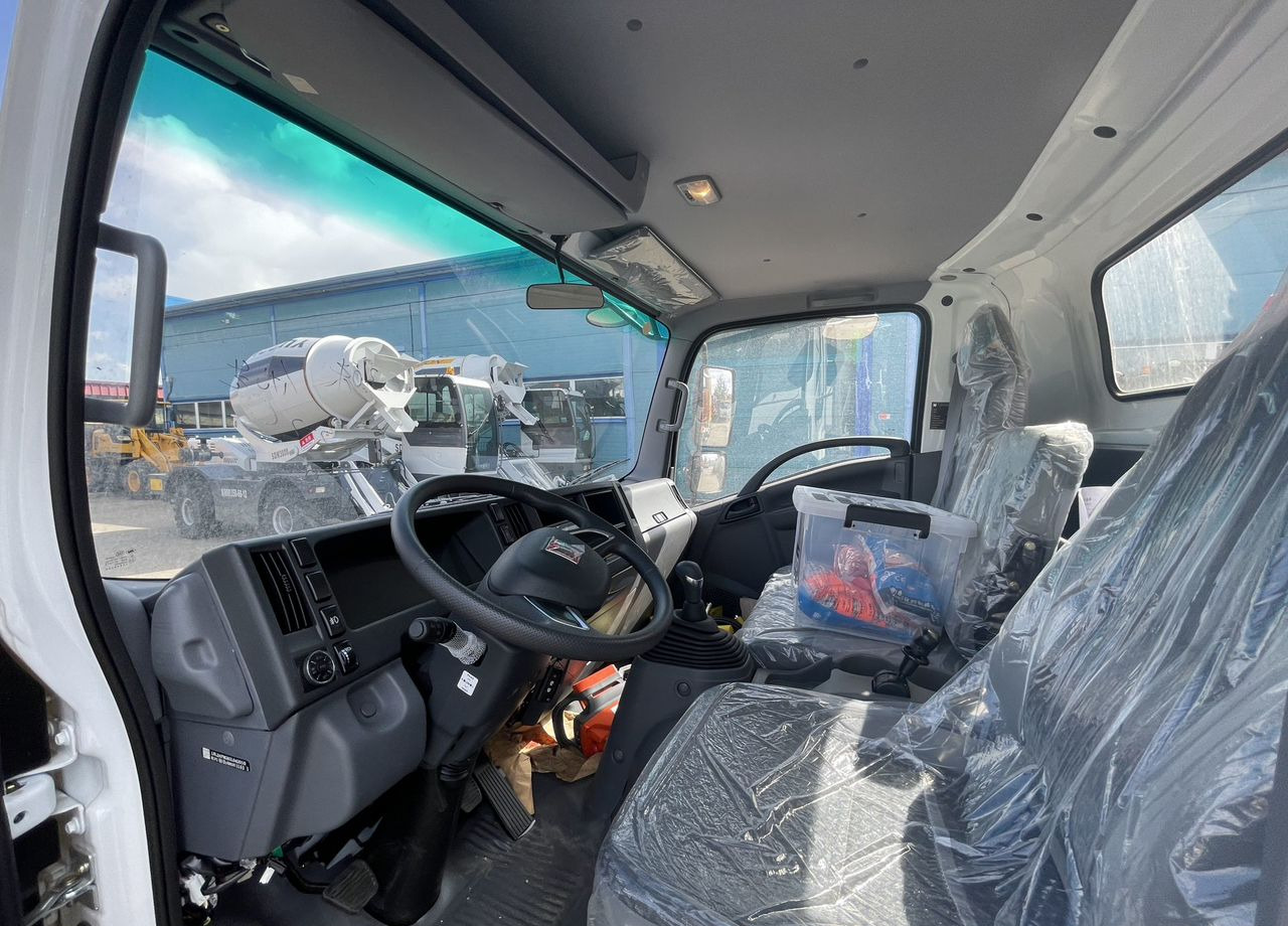 Новый Грузовик с подъемником Isuzu Elf: фото 13