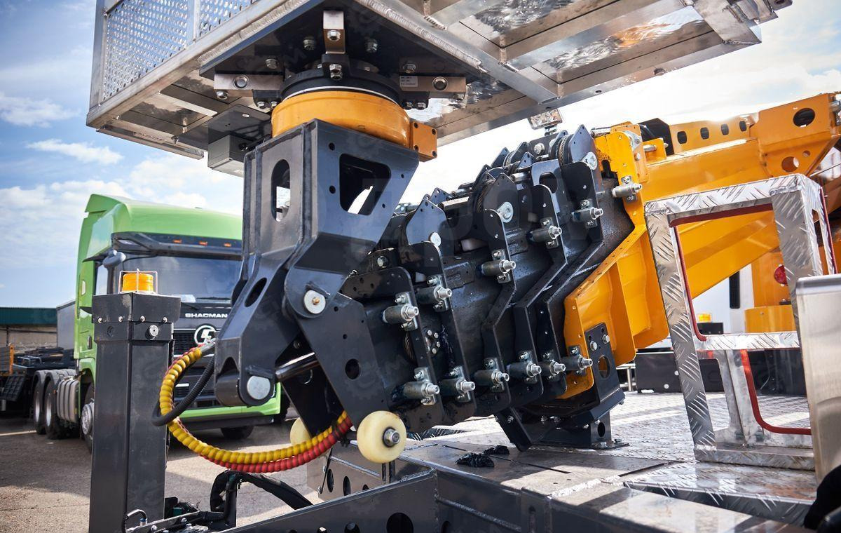 Новый Грузовик с подъемником Isuzu Elf: фото 10