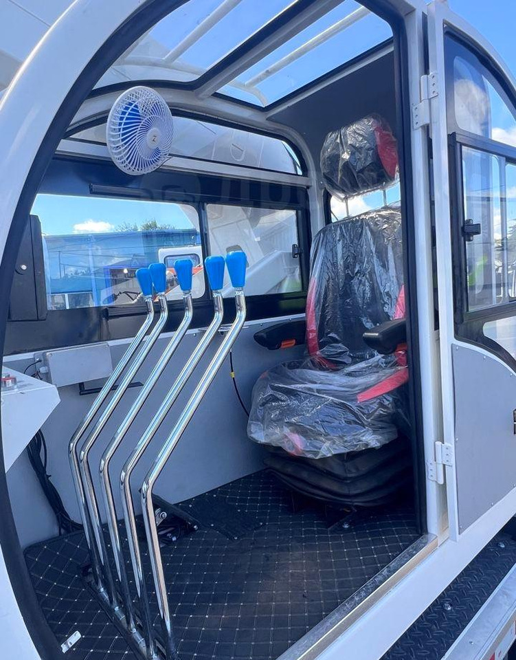 Новый Мобильный кран Isuzu Elf: фото 9