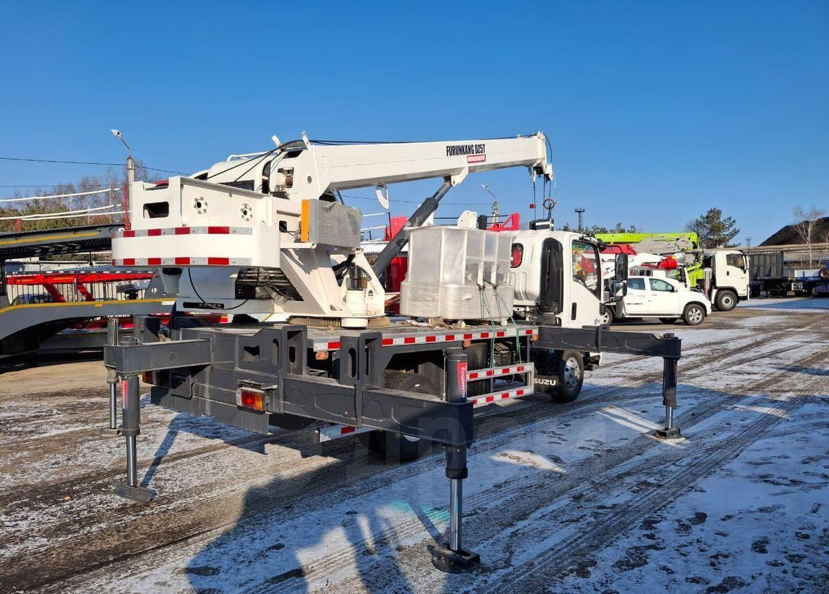 Новый Мобильный кран Isuzu Elf: фото 10