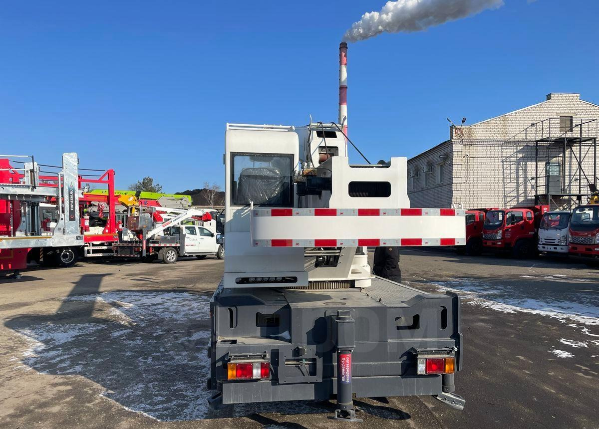 Новый Мобильный кран Isuzu Elf: фото 11