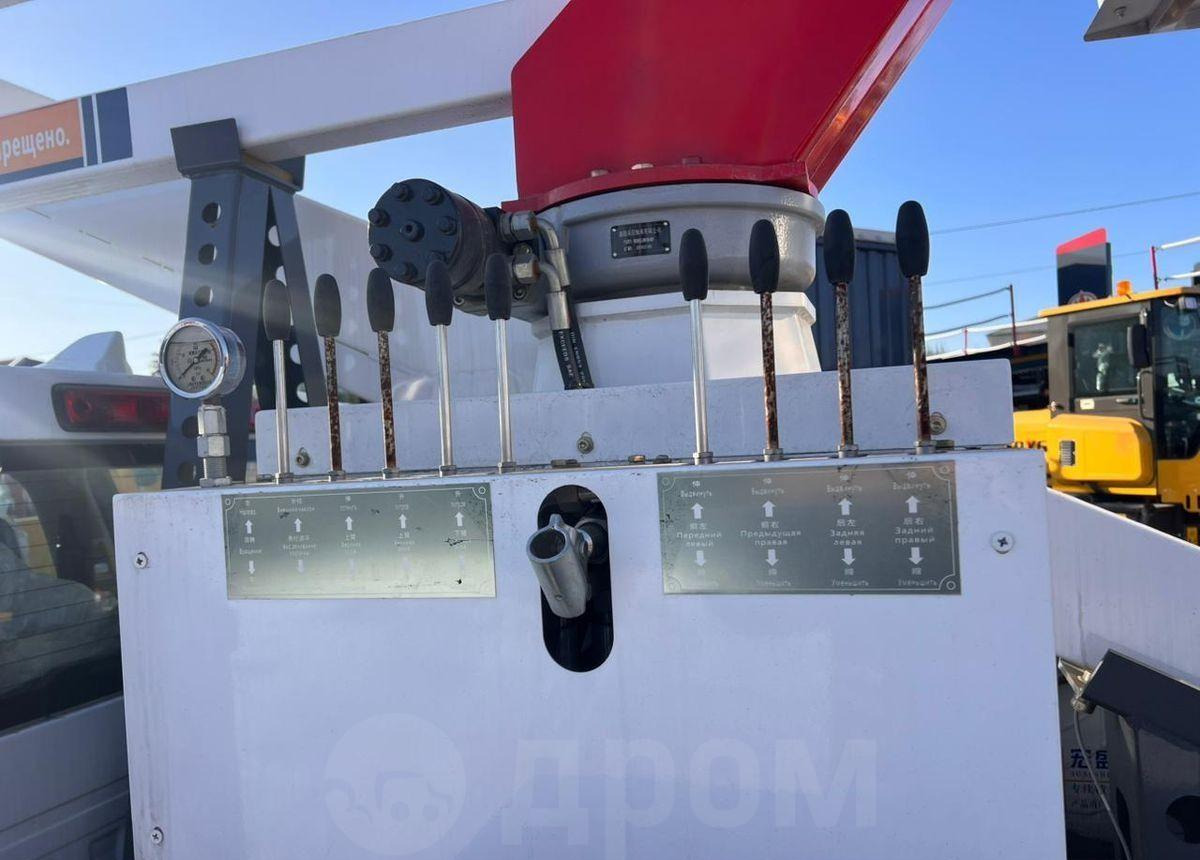 Новый Грузовик с подъемником Isuzu Forward: фото 13