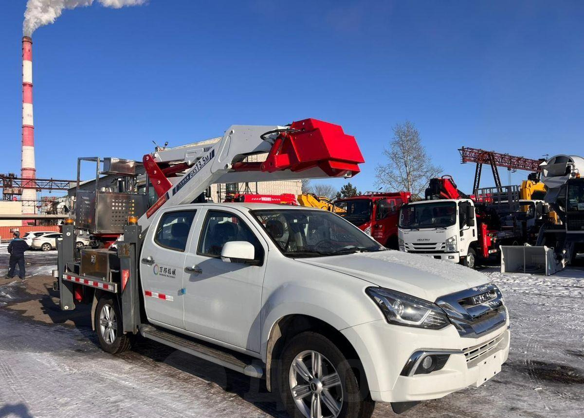 Новый Грузовик с подъемником Isuzu Forward: фото 8