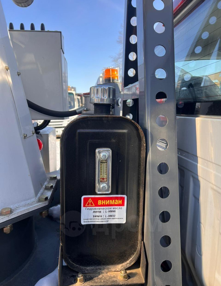 Новый Грузовик с подъемником Isuzu Forward: фото 15