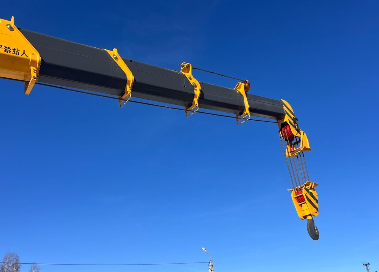 Новый Грузовик бортовой/ Платформа, Автоманипулятор Isuzu Giga (C-series): фото 11 Новый Грузовик бортовой/ Платформа, Автоманипулятор Isuzu Giga (C-series): фото 11