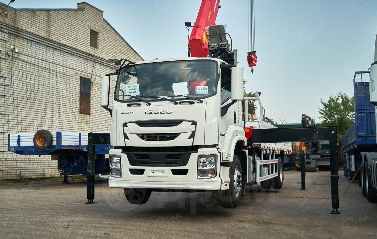 Новый Грузовик бортовой/ Платформа, Автоманипулятор Isuzu Giga: фото 9