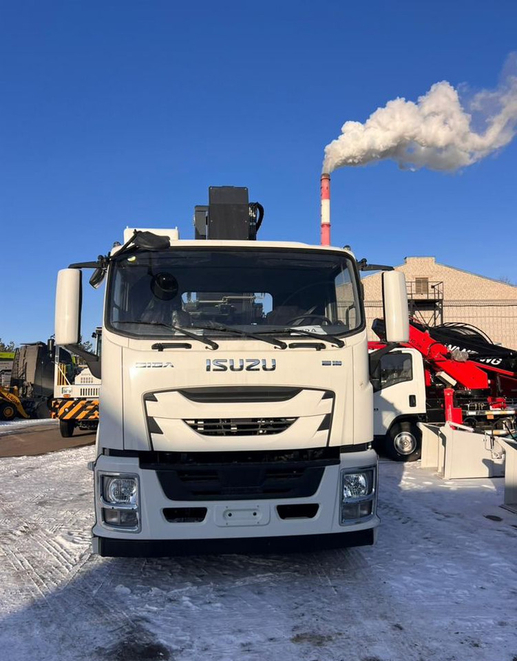 Isuzu Giga - Автовышка: фото 3 Isuzu Giga - Автовышка: фото 3