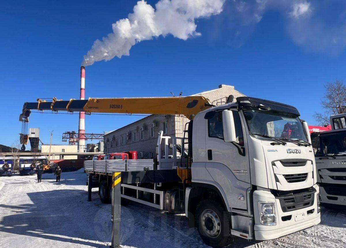 Isuzu Giga - Грузовик бортовой/ Платформа, Автоманипулятор: фото 1 Isuzu Giga - Грузовик бортовой/ Платформа, Автоманипулятор: фото 1