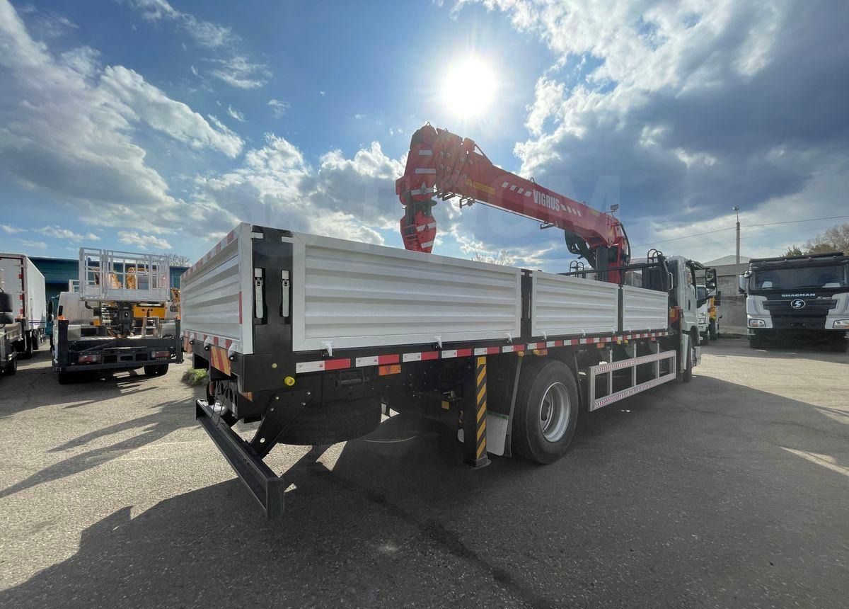 Isuzu Giga - Грузовик бортовой/ Платформа, Автоманипулятор: фото 5 Isuzu Giga - Грузовик бортовой/ Платформа, Автоманипулятор: фото 5