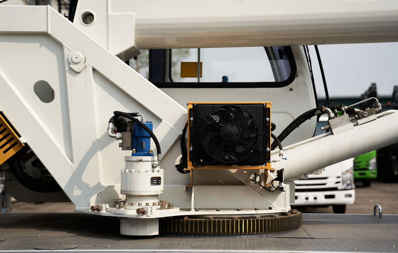 Новый Мобильный кран Isuzu STSQ10-WSL: фото 29 Новый Мобильный кран Isuzu STSQ10-WSL: фото 29