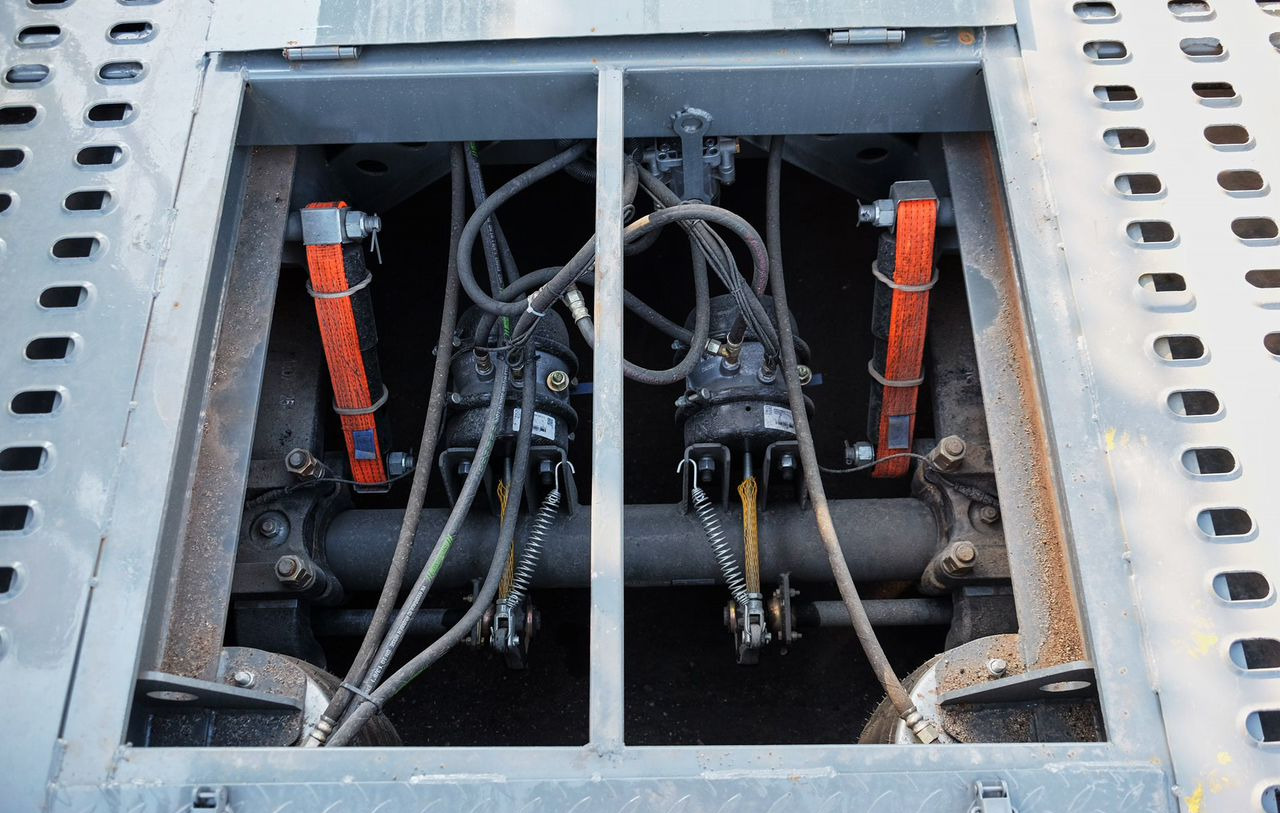 Новый Полуприцеп-автовоз Luxuda LZC9405BG: фото 11 Новый Полуприцеп-автовоз Luxuda LZC9405BG: фото 11