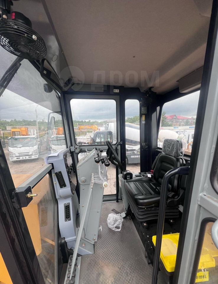 Новый Грейдер SEM 922 AWD: фото 10 Новый Грейдер SEM 922 AWD: фото 10