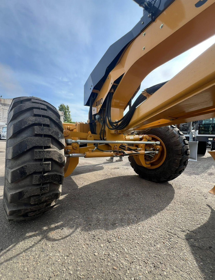 Новый Грейдер SEM 922F AWD: фото 25