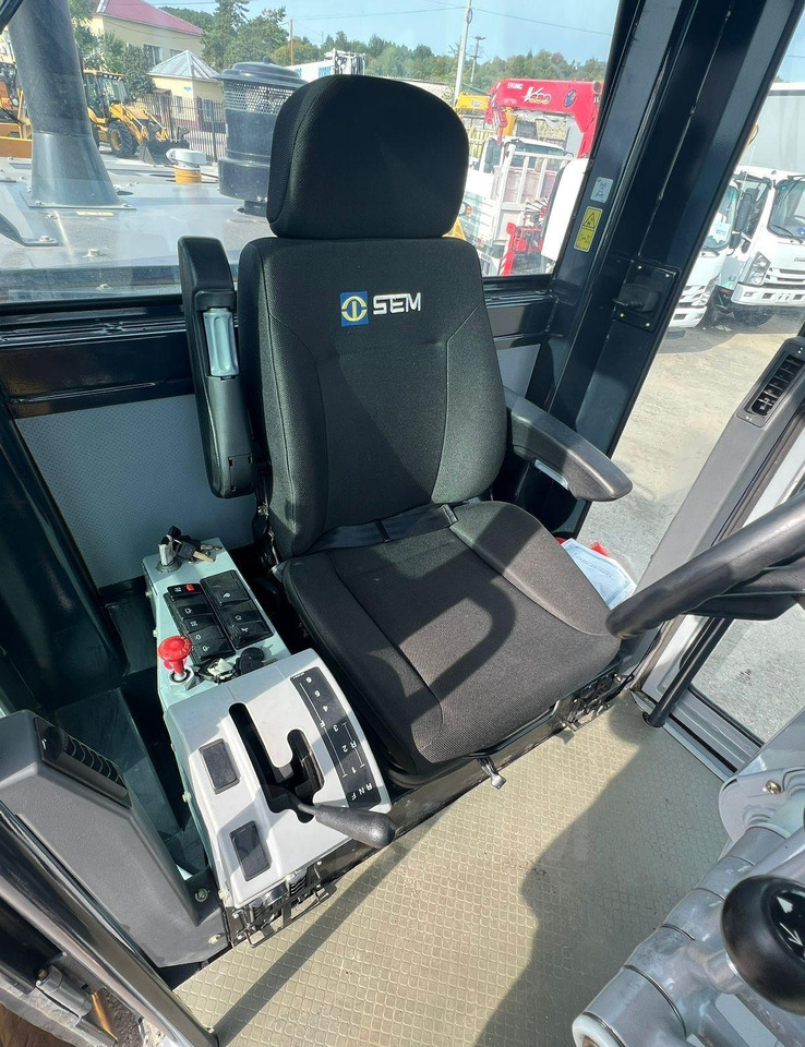 Новый Грейдер SEM 922F AWD: фото 29