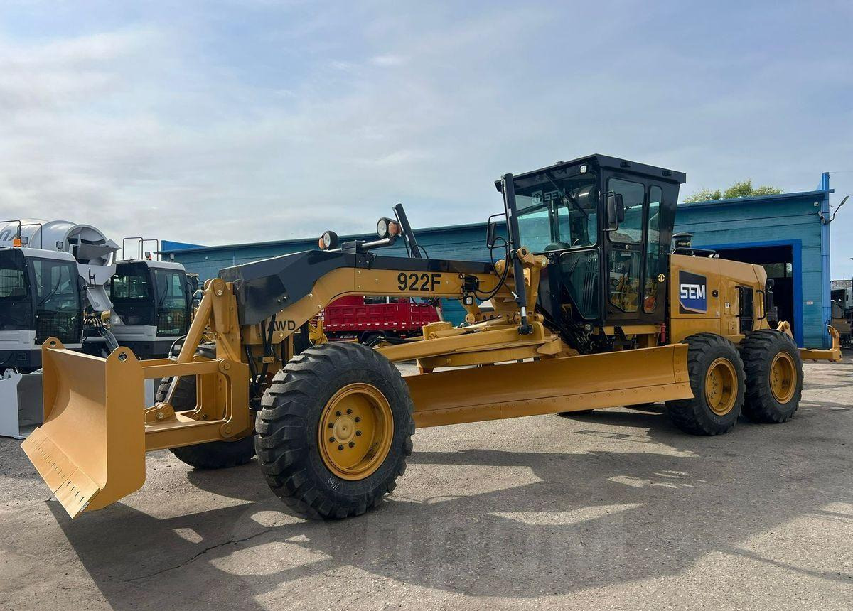 Новый Грейдер SEM 922F AWD: фото 13